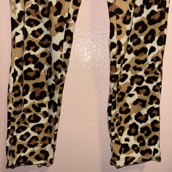 Pj couture leopard pink bow print pajamas - Picture 2 of 3
